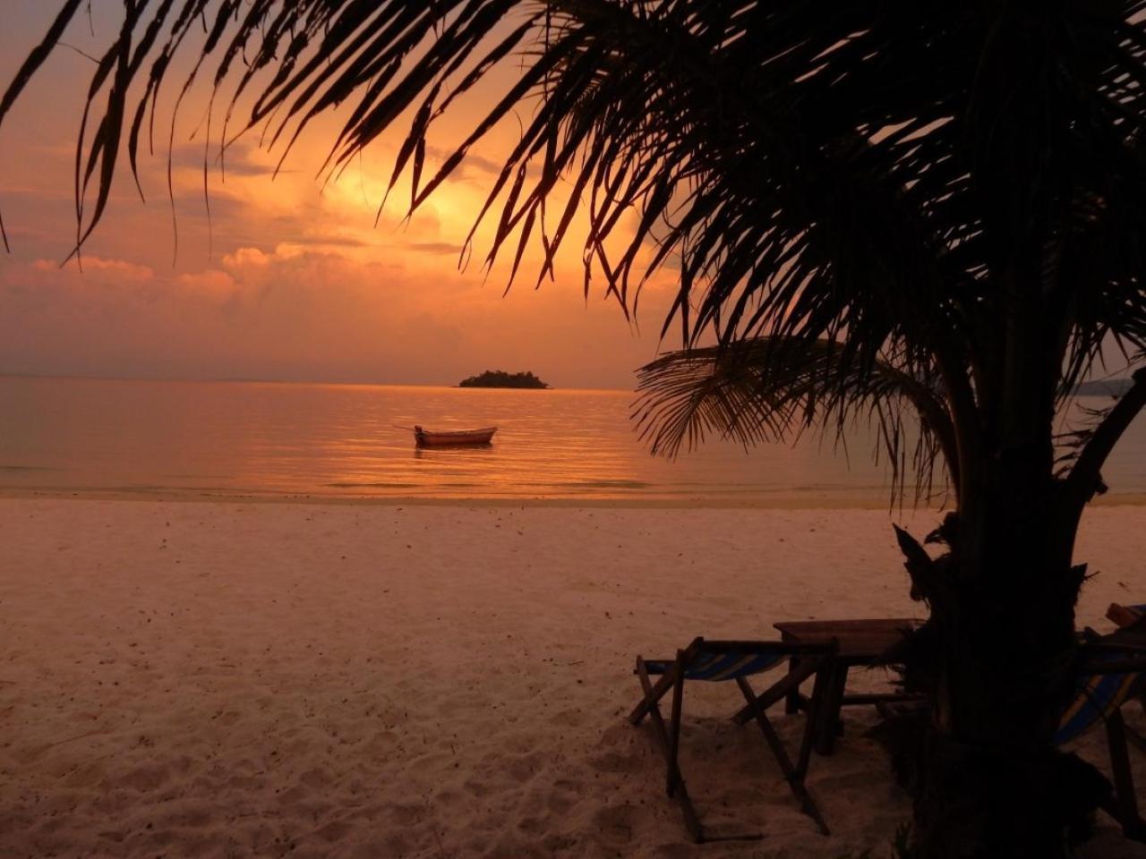 Sandbank Restaurant & Camping Koh Rong Kaoh Touch Eksteriør bilde
