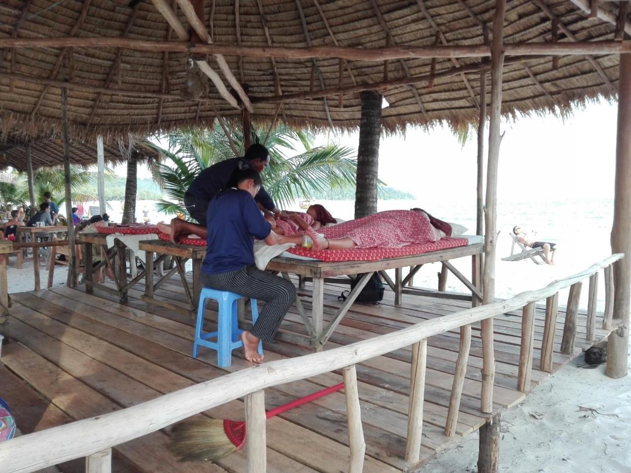 Sandbank Restaurant & Camping Koh Rong Kaoh Touch Eksteriør bilde