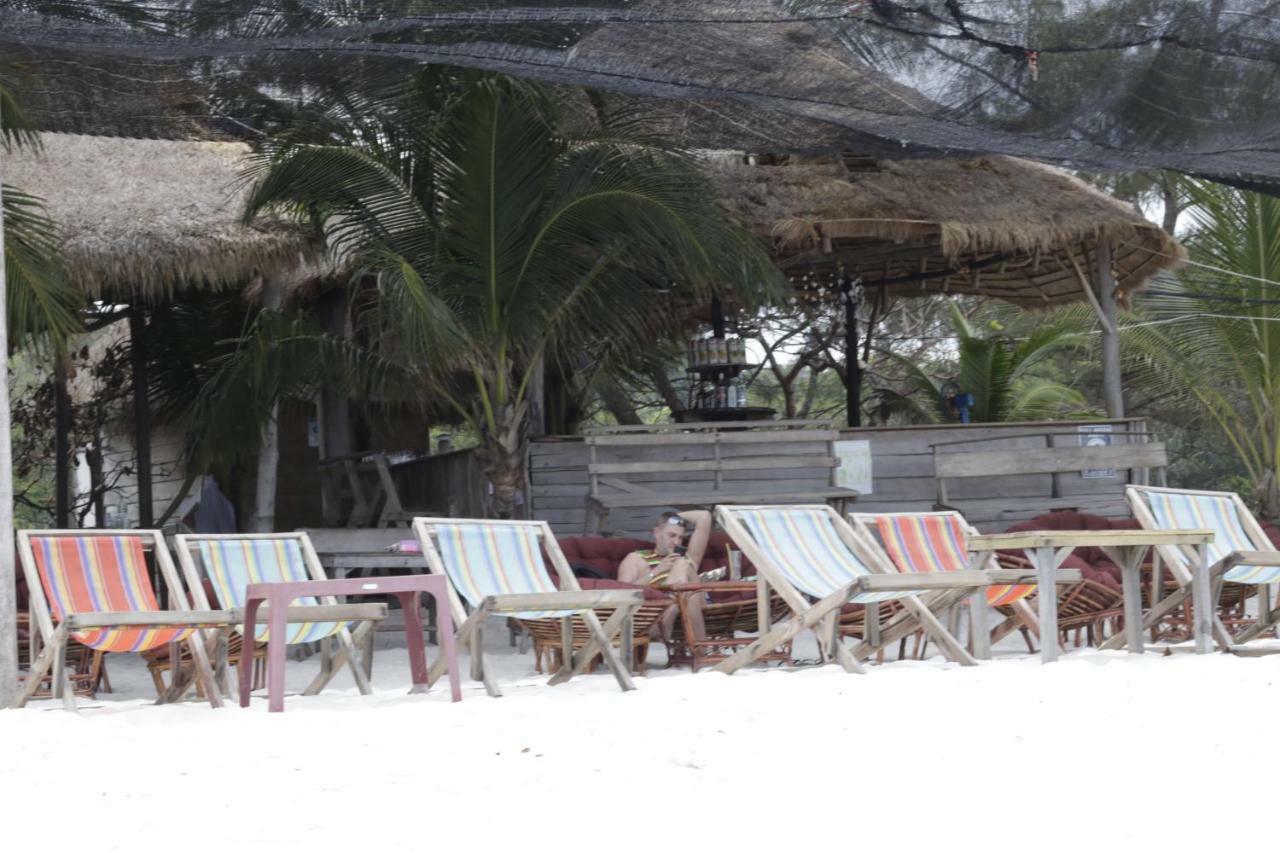 Sandbank Restaurant & Camping Koh Rong Kaoh Touch Eksteriør bilde