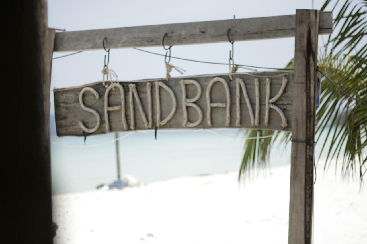 Sandbank Restaurant & Camping Koh Rong Kaoh Touch Eksteriør bilde