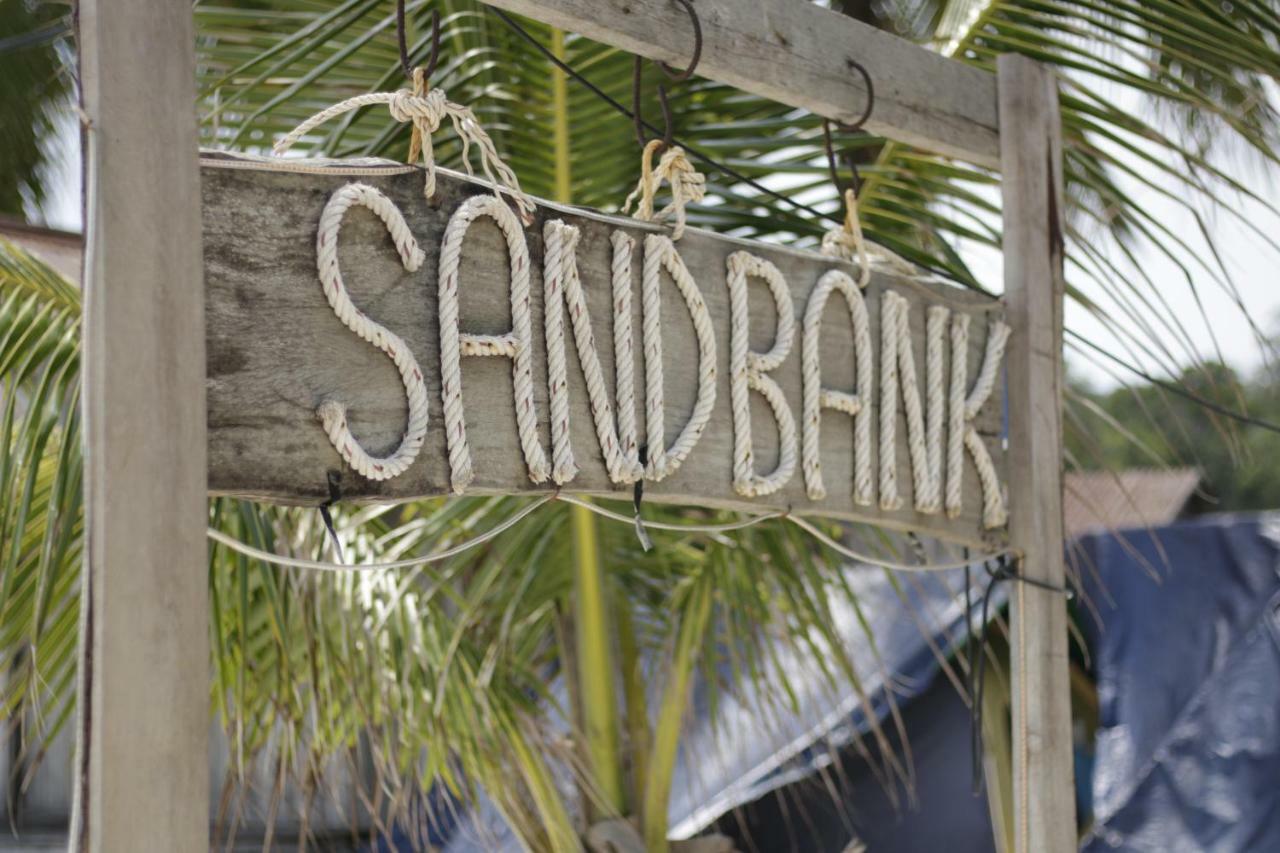 Sandbank Restaurant & Camping Koh Rong Kaoh Touch Eksteriør bilde